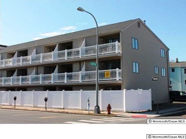 1st image of 15 Carteret Avenue #A1