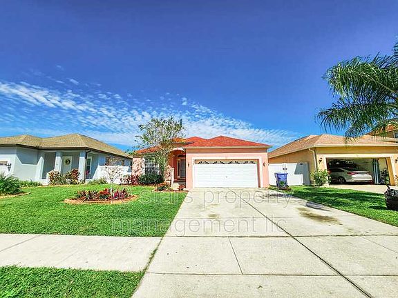 3rd image of 759 92nd Ave N