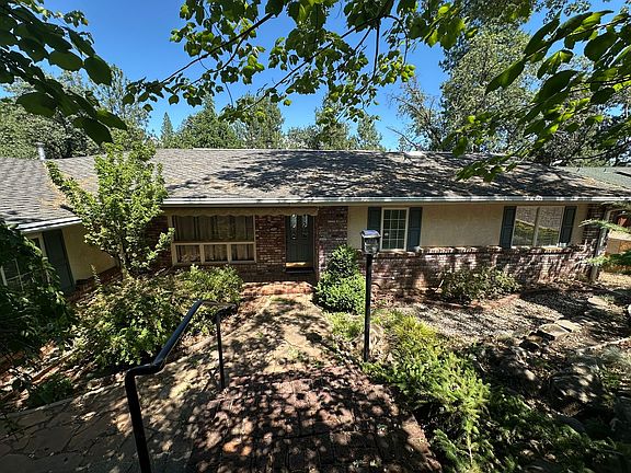 3rd image of 12039 Alta Sierra Dr