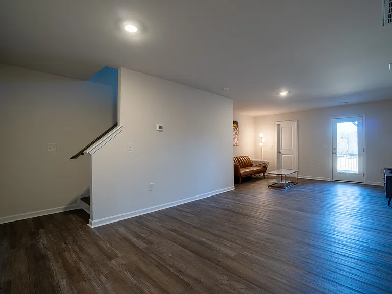5011 Jayden Dr — Photo 2