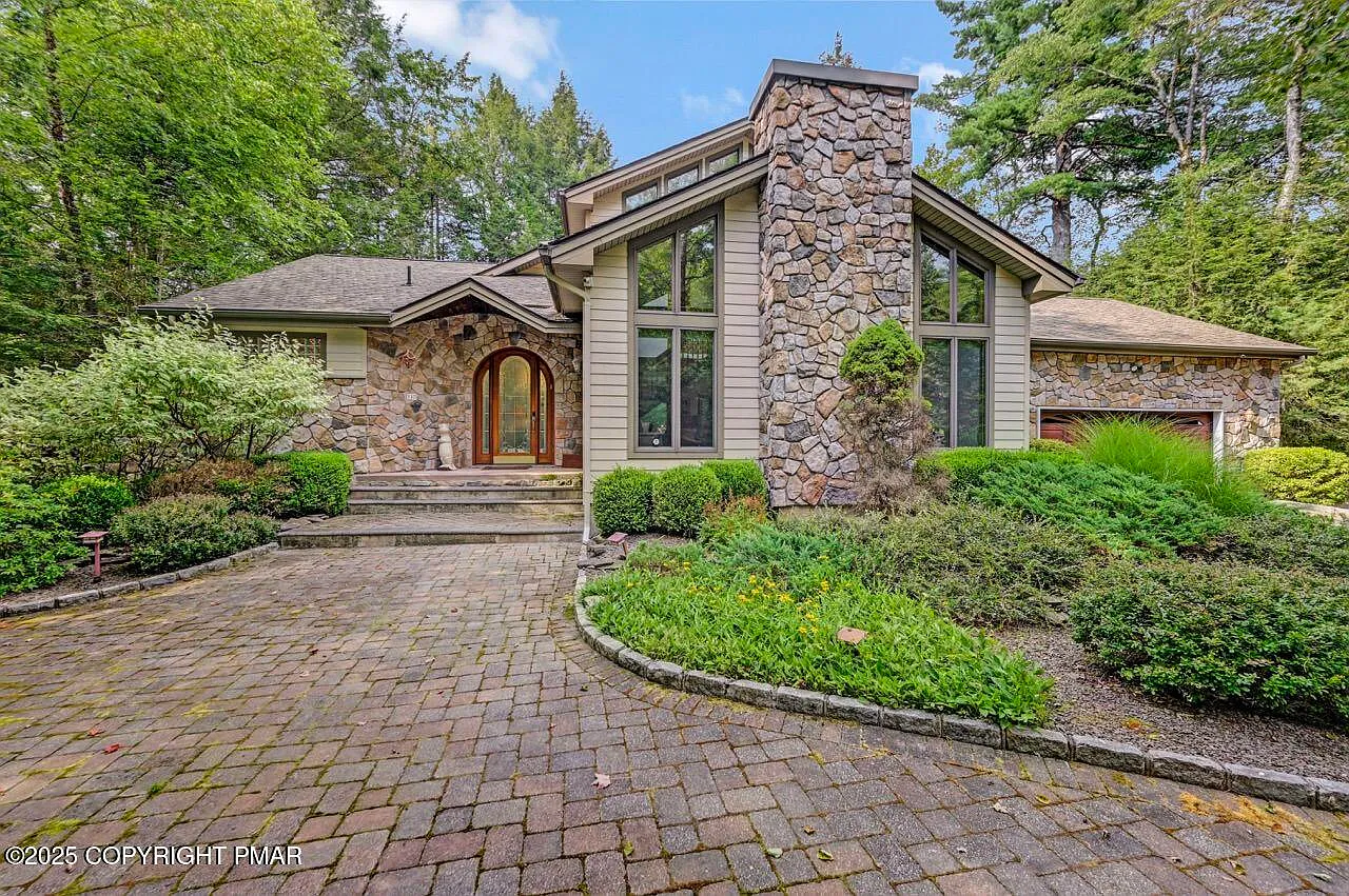 187 Tanglewood Dr photo 1