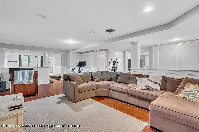 2107 3rd Ave — Photo 36