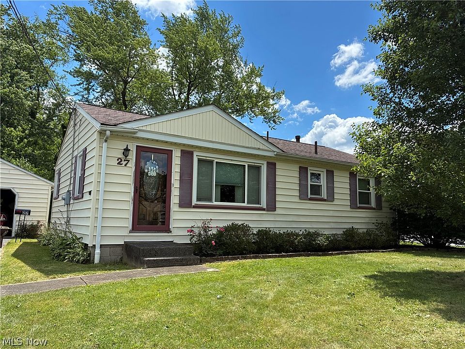 1st image of 27 Woodland Dr