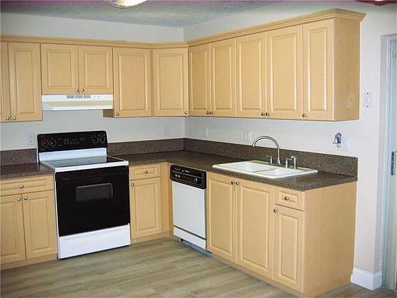 2nd image of 1437 NW 124th Ave
