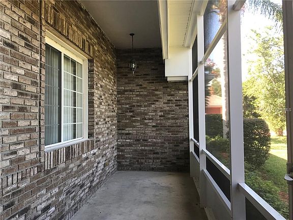 4th image of 2055 Watersedge Dr