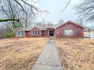 1410 Black Jack Ln, Collinsville, OK 74021