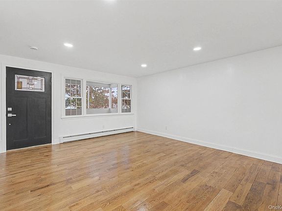 4th image of 16 Cold Spring Road