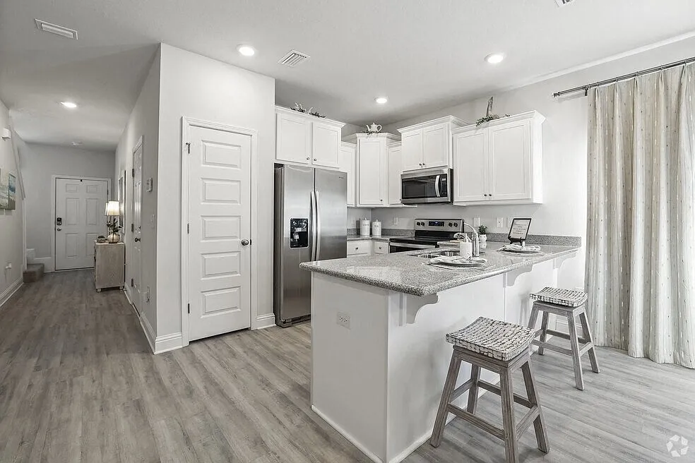 Indigo Townhomes — Photo 4