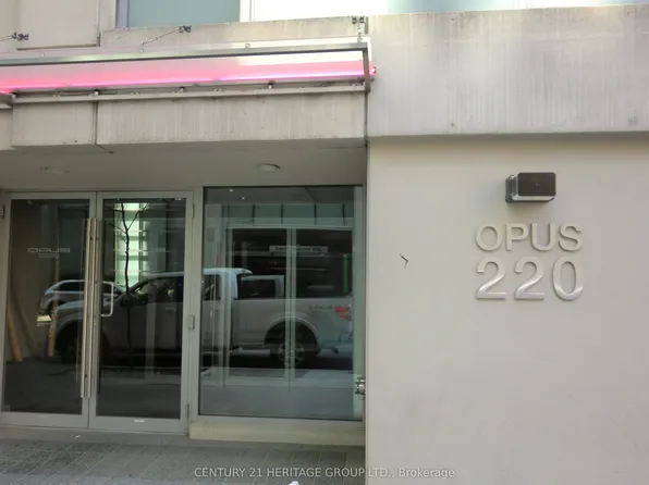 220 Victoria St, Toronto, ON