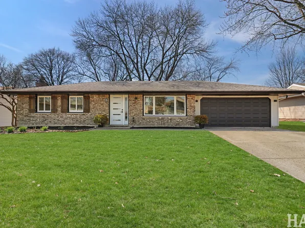 308 Wianno Ln, Schaumburg, IL 60194
