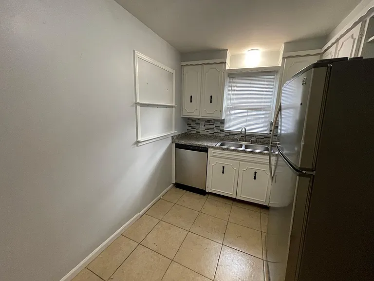 705 S Phoenix Ave #1 — Photo 18