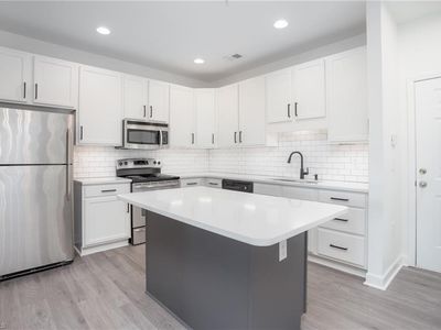 4455 Brassfield Dr APT 304, Winston Salem, NC, 27105