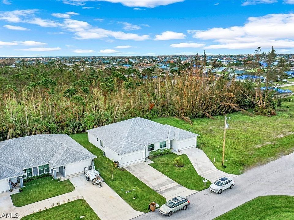 1st image of 3208/3210 SW 17th Pl