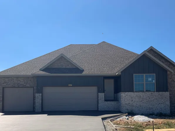 1457 Lyon Avenue, Republic, MO 65738