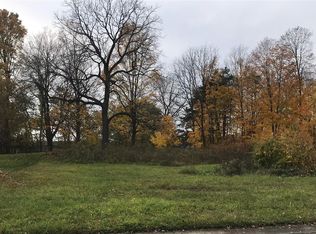 9595 Windsor Ln, Clarkston, MI 48348