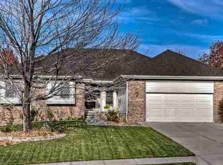 16284 Holmes St, Omaha, NE 68135