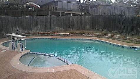 3rd image of 3325 Sunrise Dr