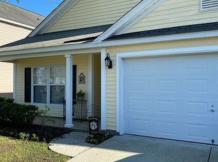 327 Bradley Bend Dr, Moncks Corner, SC 29461