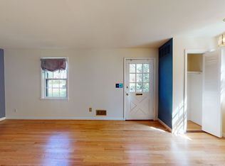 3202 Stephenson Pl NW, Washington, DC 20015