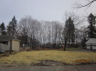 4 Fulton St, Methuen, MA 01844