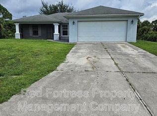 3224 57th St W, Lehigh Acres, FL 33971