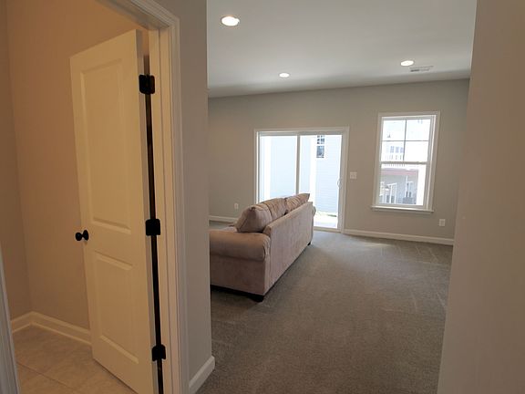 3rd image of 3398 Monterey Dr