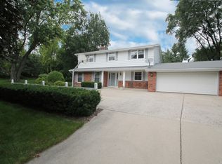 17360 West Ln, Brookfield, WI 53045