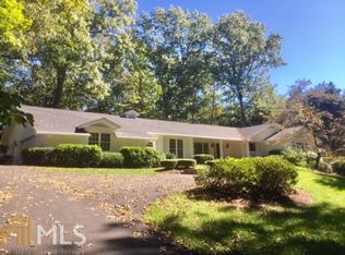 2690 Spalding Dr, Sandy Springs, GA 30350