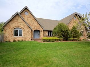 1012 Boulevard View Ave, Gurnee, IL 60031