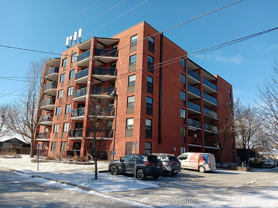 1st image of 536 11th Ave #303