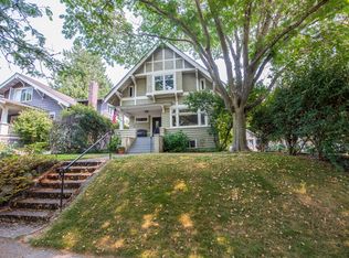 2726 32nd Ave S, Seattle, WA 98144