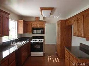 5th image of 28573 Villa Ct