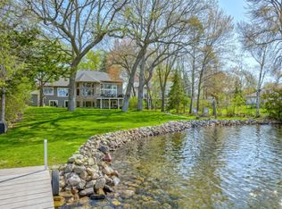 5256 Oxford St N, Shoreview, MN 55126