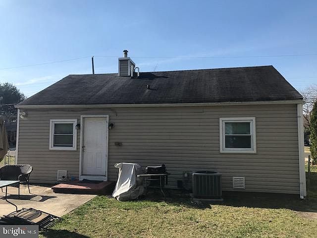 2nd image of 66 Knight Ave
