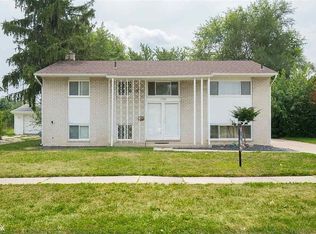 2326 Koper Dr, Sterling Heights, MI 48310