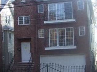 128 Osborne Ter #1, Newark, NJ