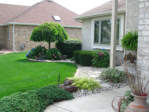 3rd image of 1225 Vantage Ln