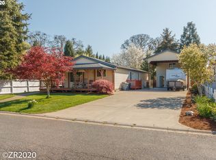 23570 Meadow Dr NE, Aurora, OR 97002