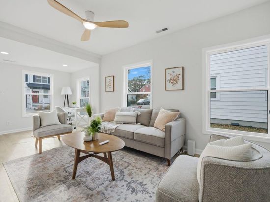29 E Taylor Ave, Hampton, VA 23663