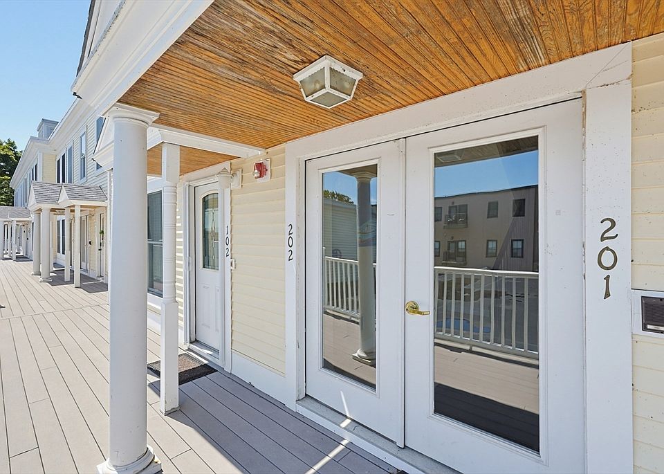 1st image of 24 S Bulfinch St Unit 201