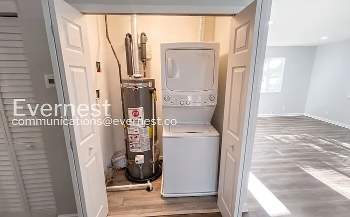 838 Lock Ave — Photo 14