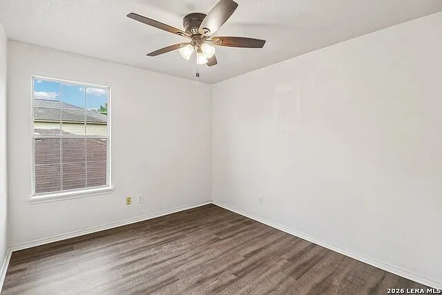 407 Amberdale Oak — Photo 16