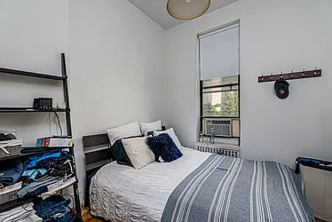 Rented by Rennit Inc.
