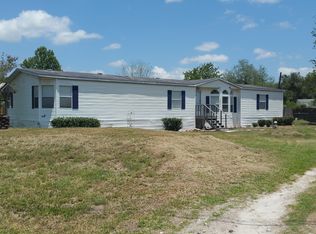 6418 Mangrove Dr, Zephyrhills, FL 33544