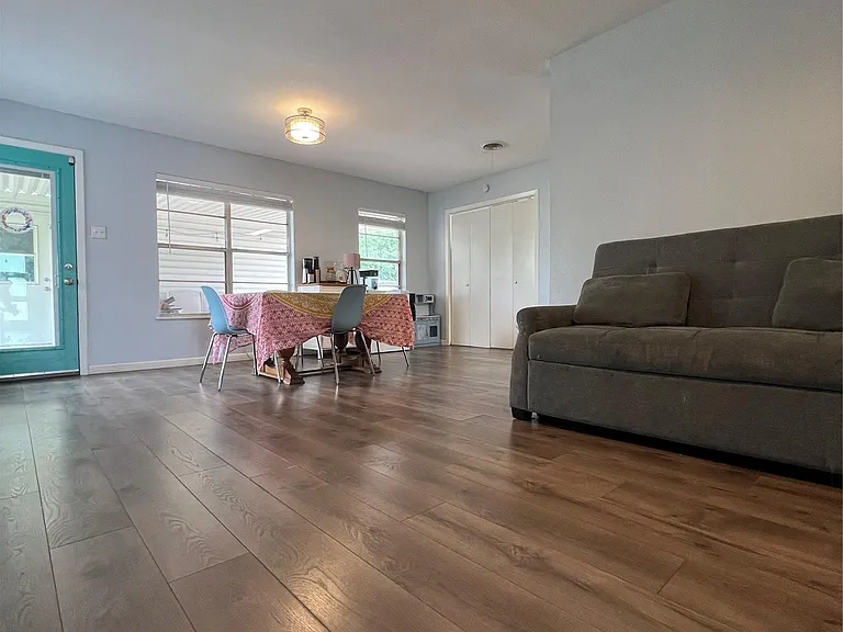 11702 Oak Trl — Photo 16