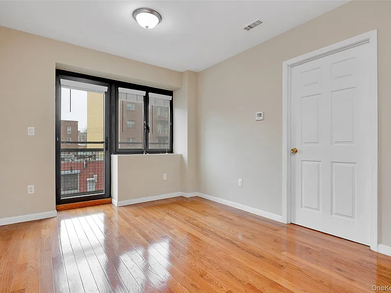 172-18 Jamaica Ave #6A — Photo 12
