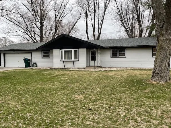 7 Jan Ave, Kankakee, IL 60901