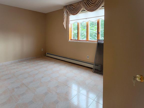 4th image of 6709 12th Ave Floor 1
