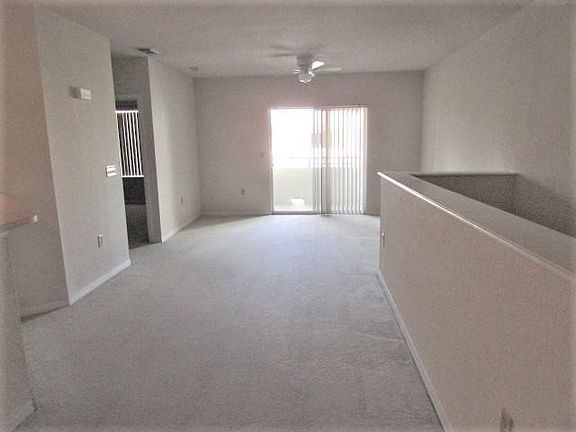 3rd image of 122 SW Peacock Blvd APT 12-206
