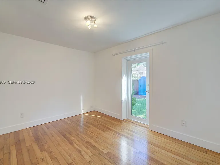 2441 Swanson Ave — Photo 23